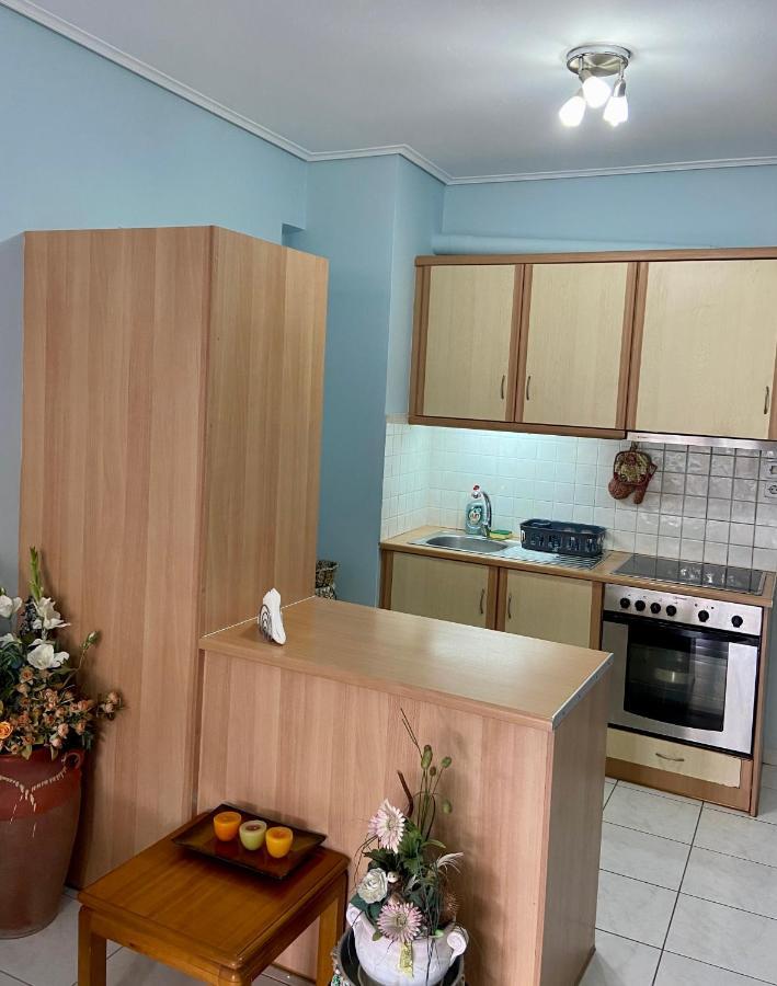 Vivian'S Apartment Халкіда Екстер'єр фото