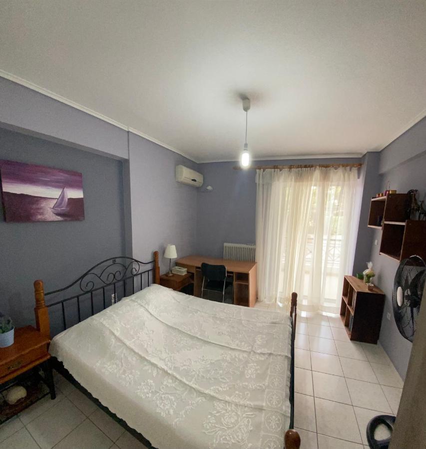 Vivian'S Apartment Халкіда Екстер'єр фото
